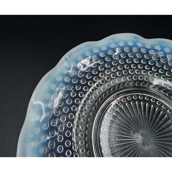 Anchor Hocking Moonstone Hobnail Opalescent Sandwich Plate 10-3/4 Inch Ruffled - Picture 6 of 9